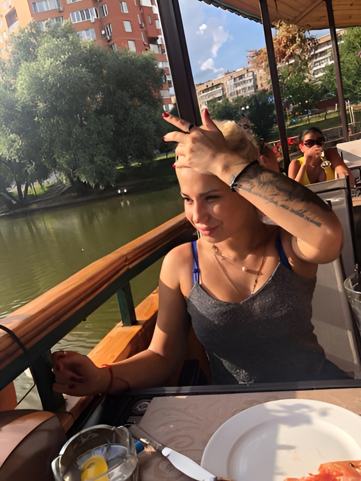 Индивидуалка Арина, доступна для личного знакомства от 1500 руб