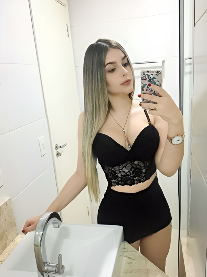 Далия привлекательная девушка из Воткинска цена от 2500 руб