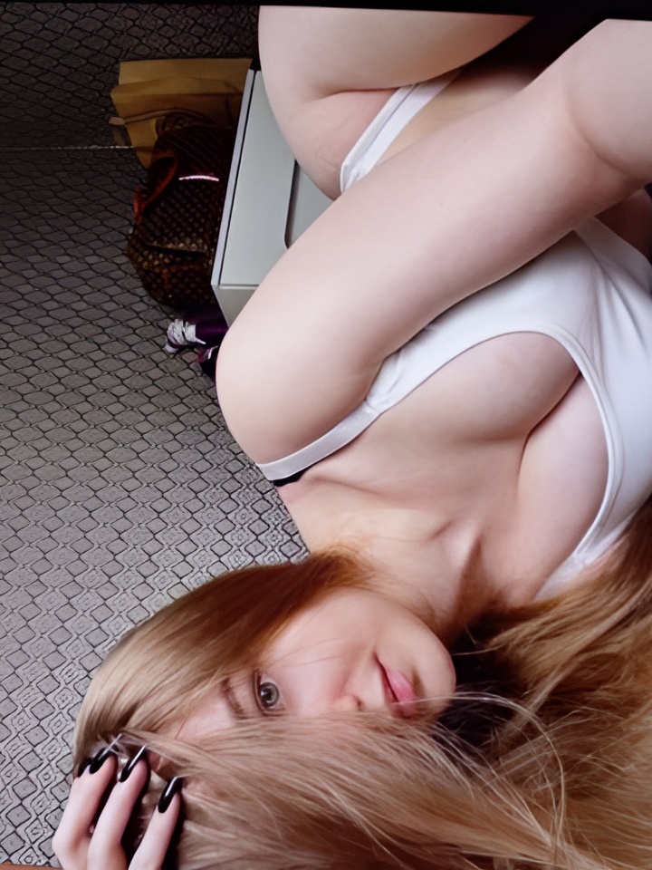 Фаина привлекательная девушка из Воткинска цена от 3000 руб