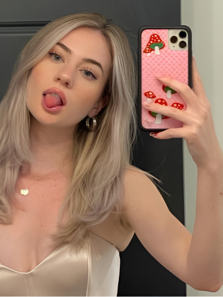 Раиса привлекательная девушка из Воткинска цена от 2000 руб